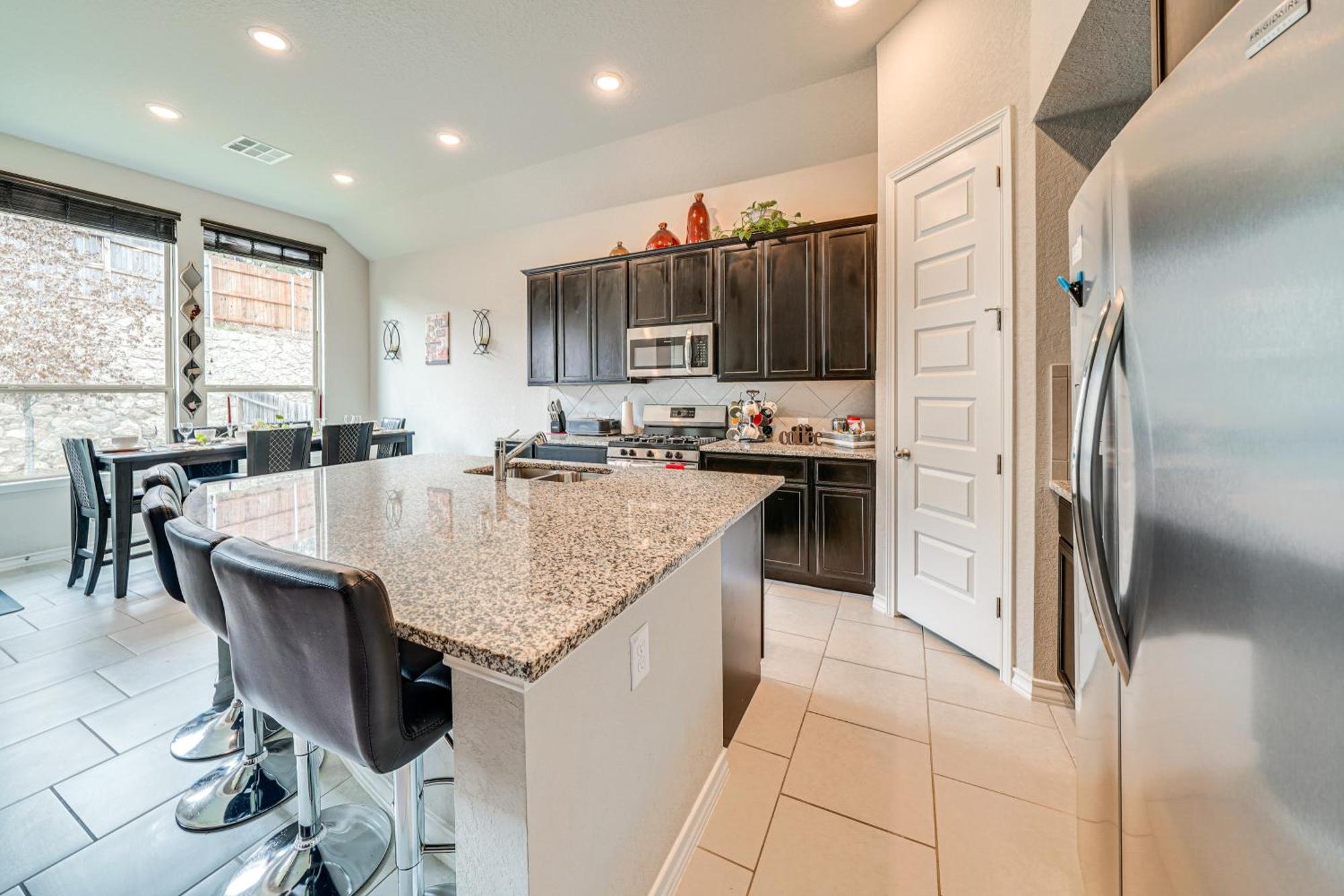 Holiday home With Grill About 22 Mi To The Alamo! San Antonio